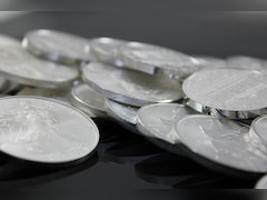 Silver Prices Crash By Over Rs 7,000, White Metal Slips Below Rs 2,28,000