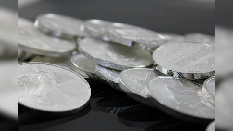 Silver Prices Crash By Over Rs 7,000, White Metal Slips Below Rs 2,28,000
