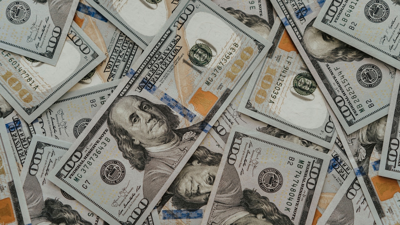 FDI Rises 6% To $19.81 Billion In April-June; Inflows From US Fall 76%