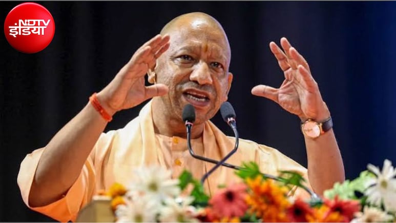 विदेशी आक्रांताओं ने मंदिर तोड़े, लेकिन जन्माष्टमी और श्रीकृष्ण की याद नहीं मिटा पाए: योगी आदित्यनाथ