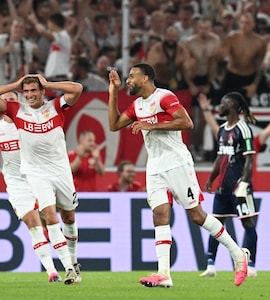 Stuttgart Cruise Past Cologne To Bounce Back From Bayern Munich Thumping