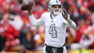 Aidan O&rsquo;Connell Shares Heartbreaking News About His Father As Raiders Teammates Pay Their Respect