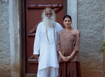 'The Journey Is Never Really Over': Pregnant Samantha Meets Sadhguru