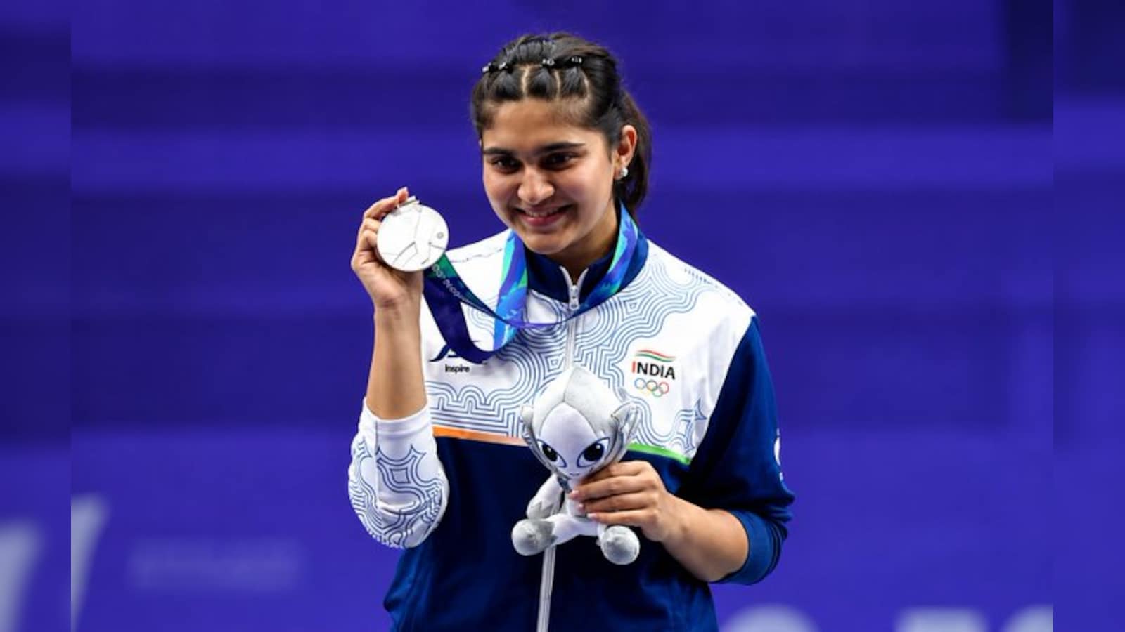 Esha Singh Secures Silver In Thrilling 25m Pistol Final At Asian Games