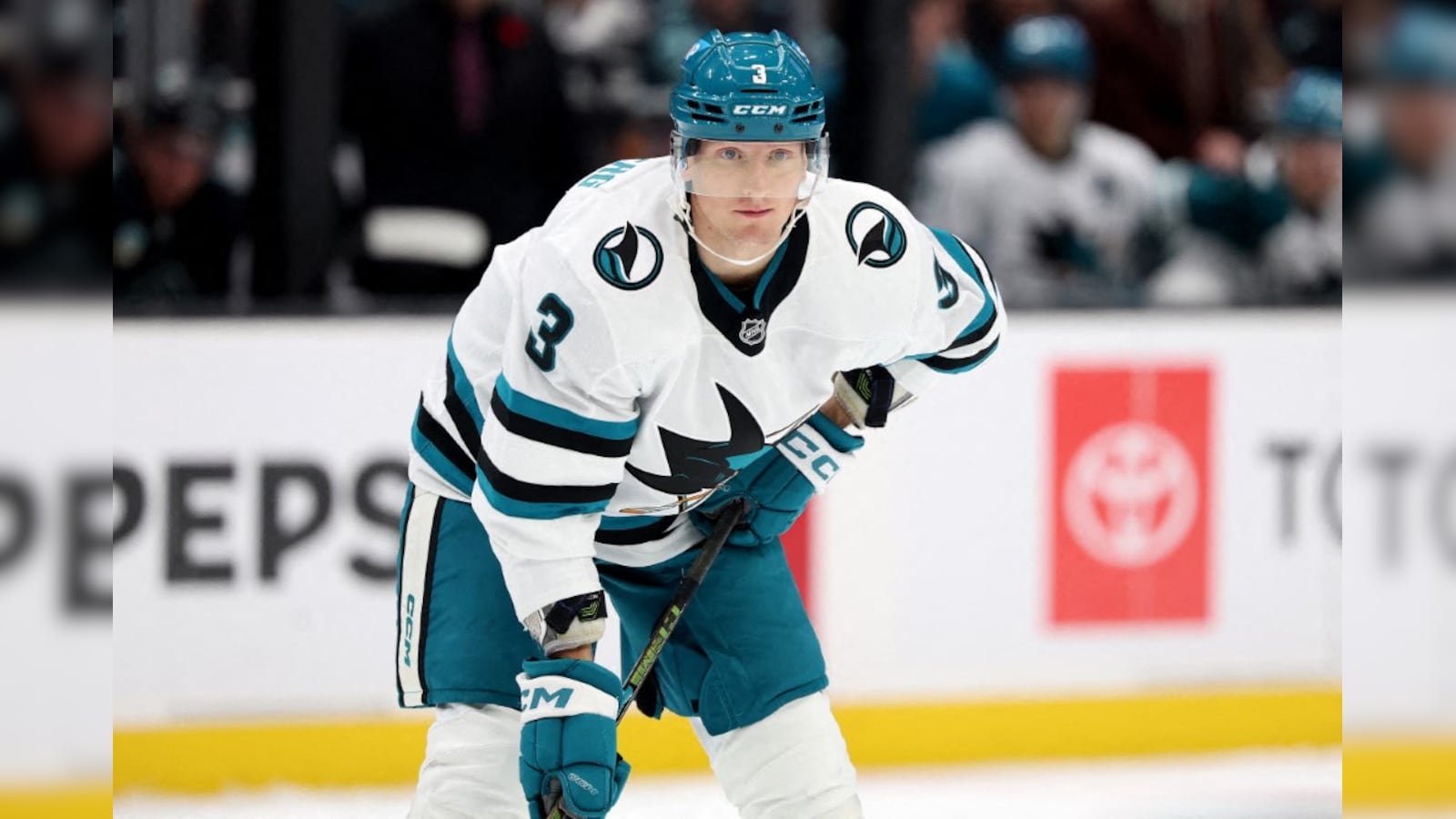 John Klingberg Retires From NHL At 34, Fans Cant Stop Talking About One Decision