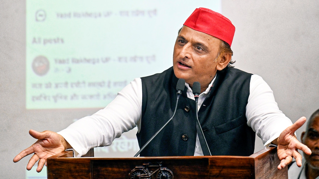 Akhilesh Yadav addresses press conference in Lucknow