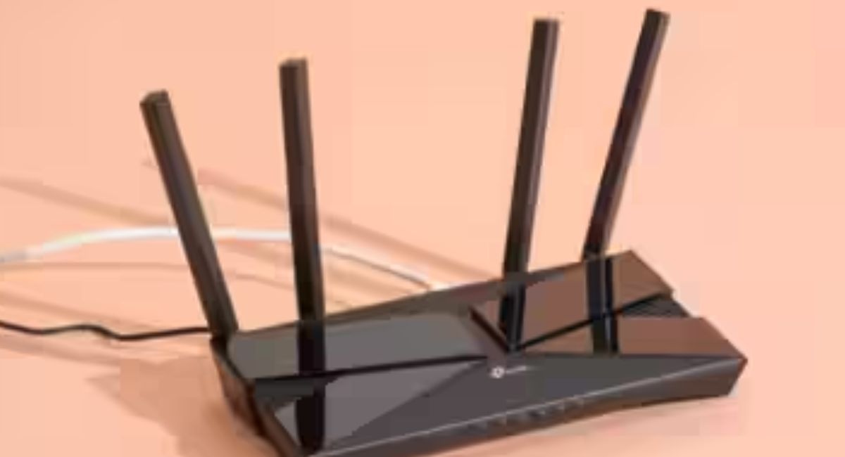 आपके भी घर पर लगा है Wi-fi तो हो जाएं सावधान, वरना पर्सनल जानकारी हो जाएगा लीक