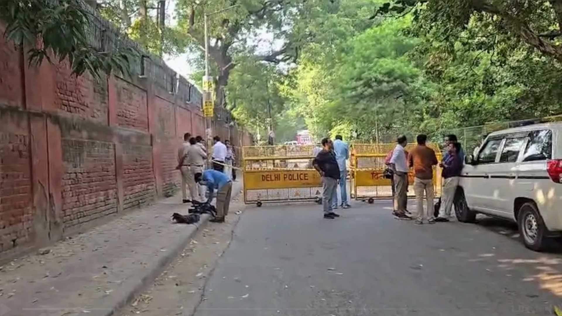 Delhi Horror: Teen Gang-Raped By 3 Men Posing As Cops In Park