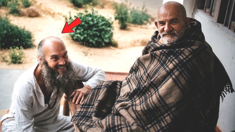 नीम करौली बाबा के एक शब्द ने पिघला दिया, रोते-रोते पैरों में गिरा हार्वर्ड प्रोफसर, बन गया बाबा रामदास