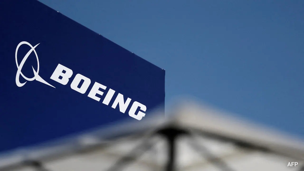 Pentagon Signs $20 Billion Boeing Deal For 6th-Generation Strike Fighter
