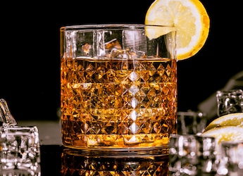 From Grain to Cask: How Whisky Develops Its Natural Flavours