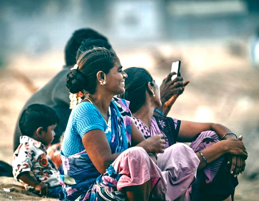 India mandates 30-day prepaid recharges and voice/SMS-only packs for telecom customers