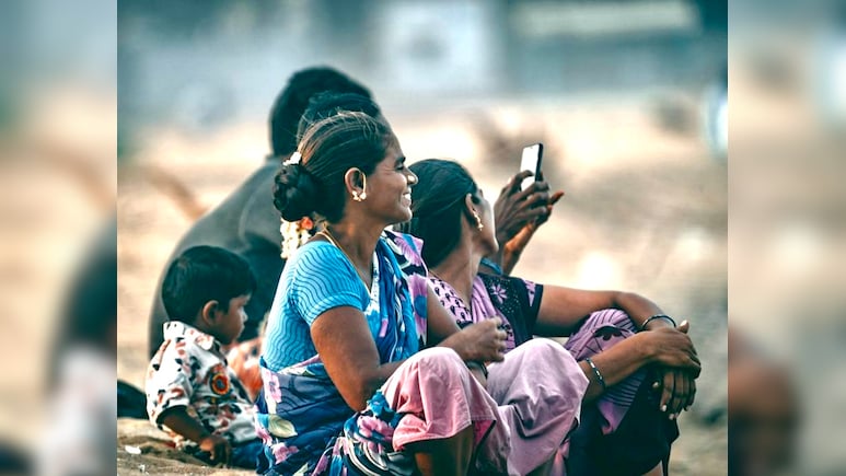 Big Win For Prepaid Users! Govt Mandates 30-Day Recharges, Voice-Only Packs -What It Entails