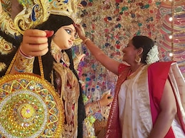Non-Veg Is Not A Treat During Durga Puja. In Bengal, It Is <i>Bhog</i>