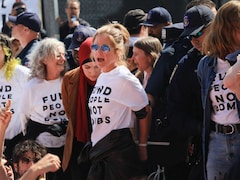 Hollywood Stars Among Arrests In New York Anti-Netanyahu Protest