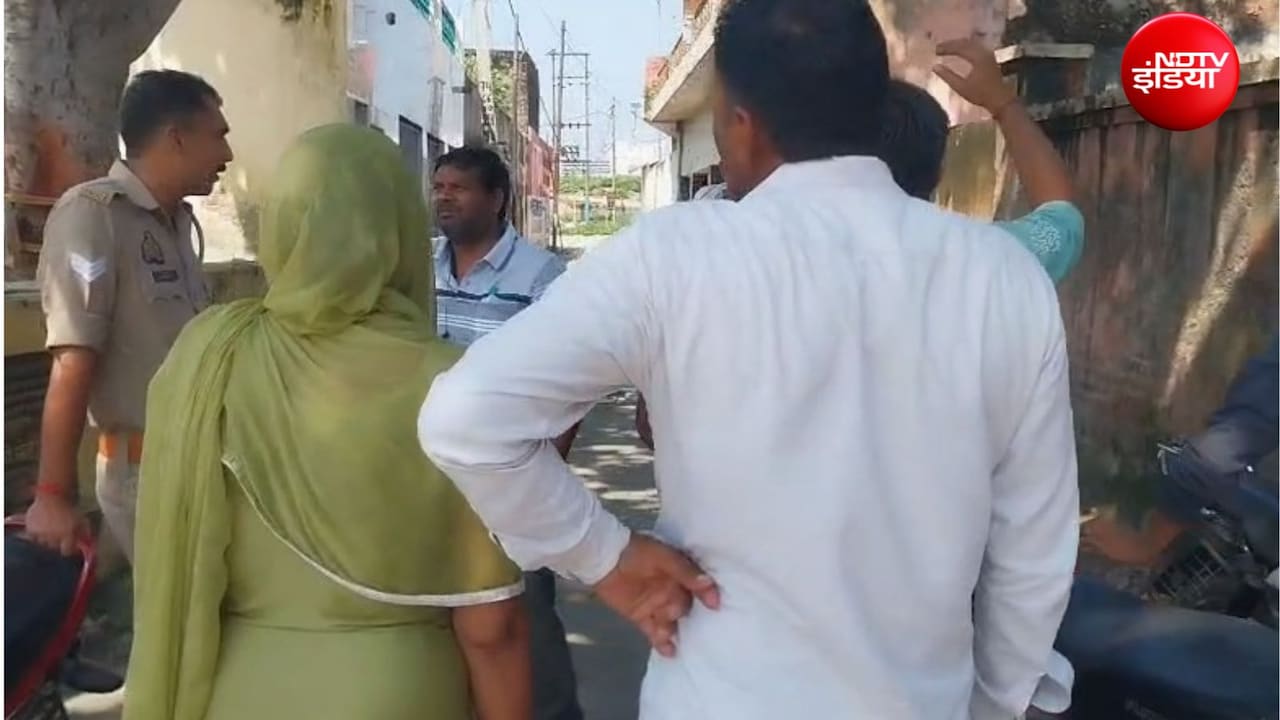 एक प्लेट छोले-भटूरे ने जब खोल दिया 'इश्क' का राज! पति को रंगे हाथ पकड़ने पहुंची पत्नी, वीडियो वायरल