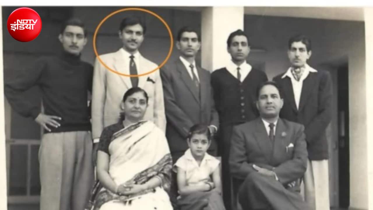 मुंबई की लोकल ट्रेन में बदली थी इस एक्टर की किस्मत, हीरो बनने की चाहत पर एक डायलॉग से बना खूंखार विलेन, दामाद है सिनेमा का दिग्गज...पहचाना क्या?