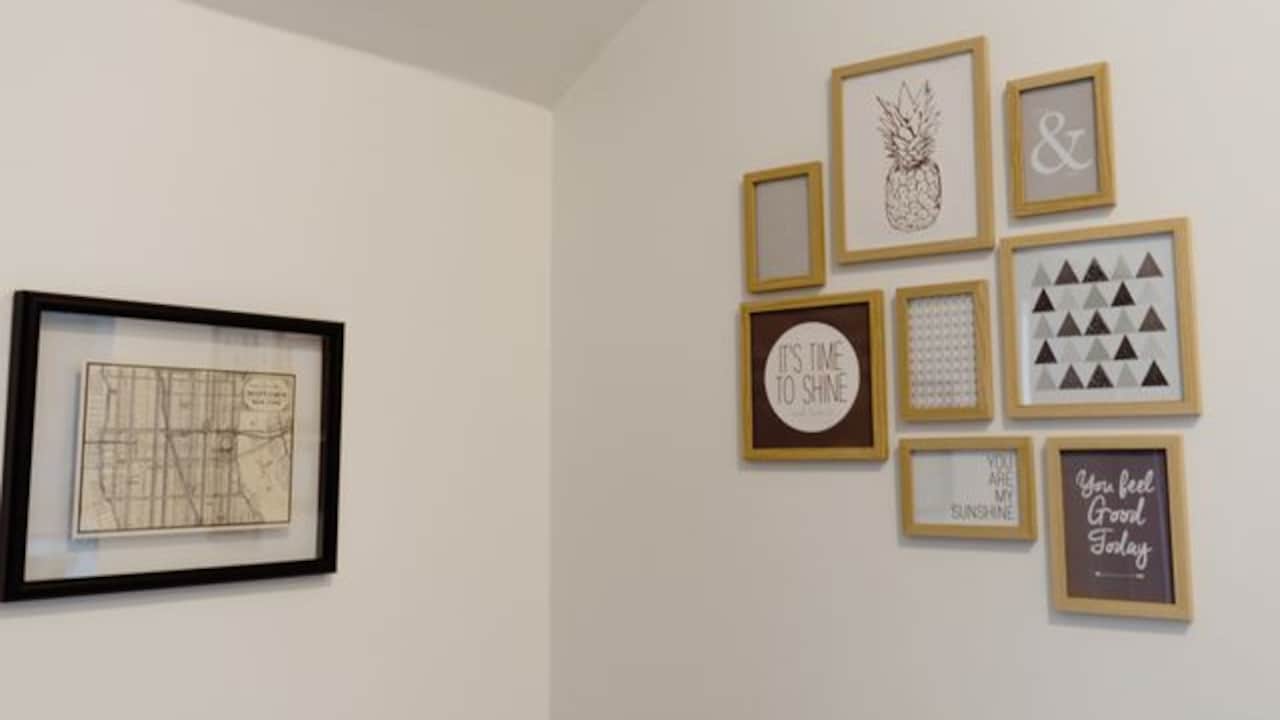 How to hang photo frames securely in one place and avoid tilting How to hang photo frames securely in one place and avoid tilting