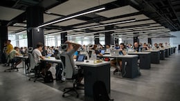 Will AI Bring A 4-Day Workweek? New US Bill Pushes To Share Tech Gains