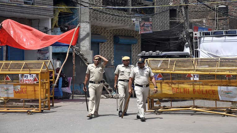 Delhi police investigate rape-murder of 17-year-old girl; four held including three minors