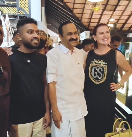 Ronaldo's Sister Meets Kerala Chief Minister, Carries Special Message For CR7