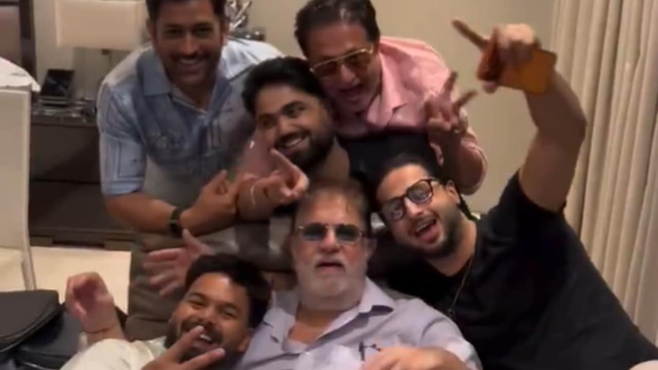 MS Dhoni, Rishabh Pant Spotted Partying Together. Viral Video Breaks The Internet