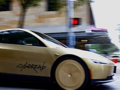 "No Steering Wheel, No Pedals": Musk's Taxi Service Bets On Public Trust