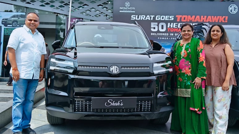 MG Hector Tomahawk EV Records 50 Deliveries In Surat In A Day