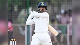 ईशान का शतक, मोहन, ईश्वरन, कुशाग्र, वैभव ने भी दिखाया दम, पहले दिन ही उड़ गया साउथ जोन का होश