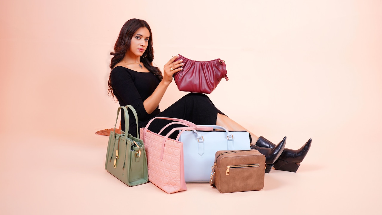 What causes damage to handbag handles What causes damage to handbag handles