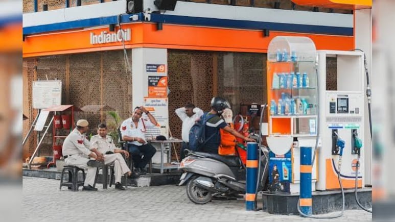 Petrol, Diesel Prices On September 29: Check Fuel Rates In Mumbai, Bengaluru, Delhi, Kolkata And More