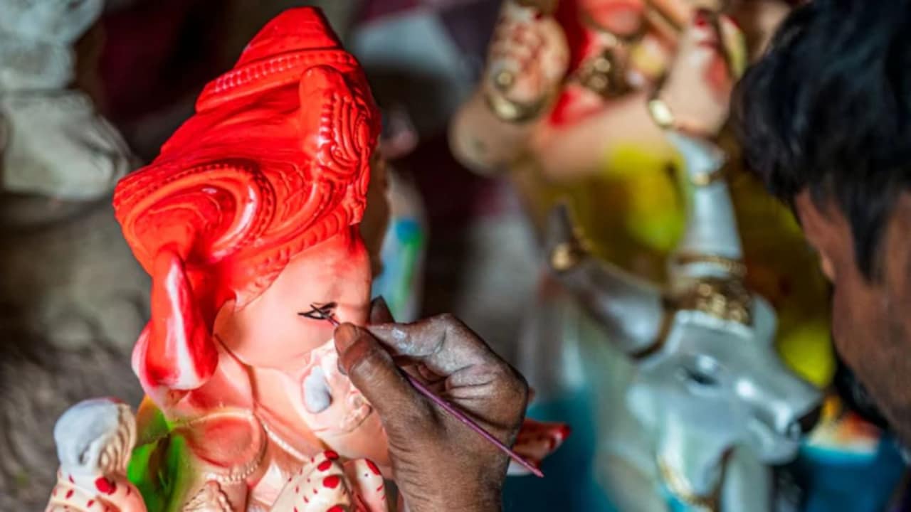 कर्नाटक: मस्जिद के सामने से ना निकले शोभायात्रा, पुलिस के निर्देश पर BJP ने काटा बवाल