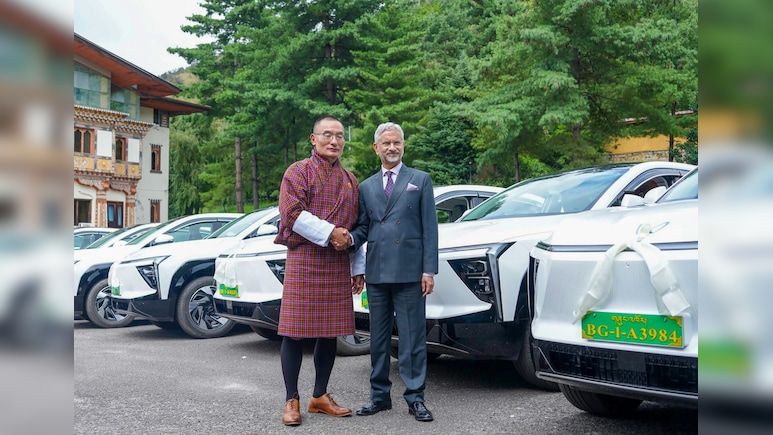 Union Minister S Jaishankar Hands Over Mahindra XEV 9e EVs To Bhutan Government