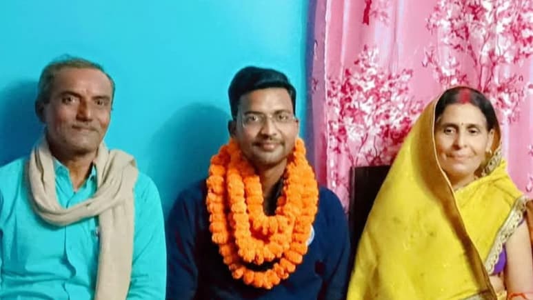 Success Story: हिंदी मीडियम से पढ़े नीतीश ने BPSC में किया टॉप, अब UPSC से एक कदम दूर