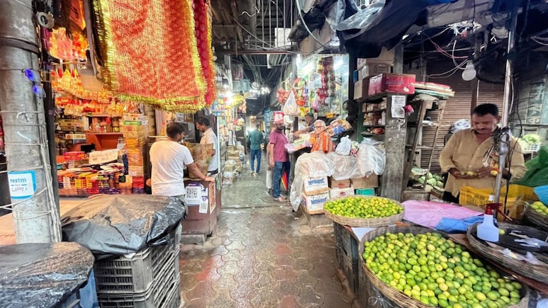 Encroachment, Hygiene: Ancient Problems Plague Kolkata's Century-Old Markets