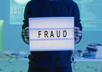 DoT की चेतावनी, सिम के गलत इस्तेमाल पर लगेगा 50 लाख का जुर्माना और 3 साल की जेल