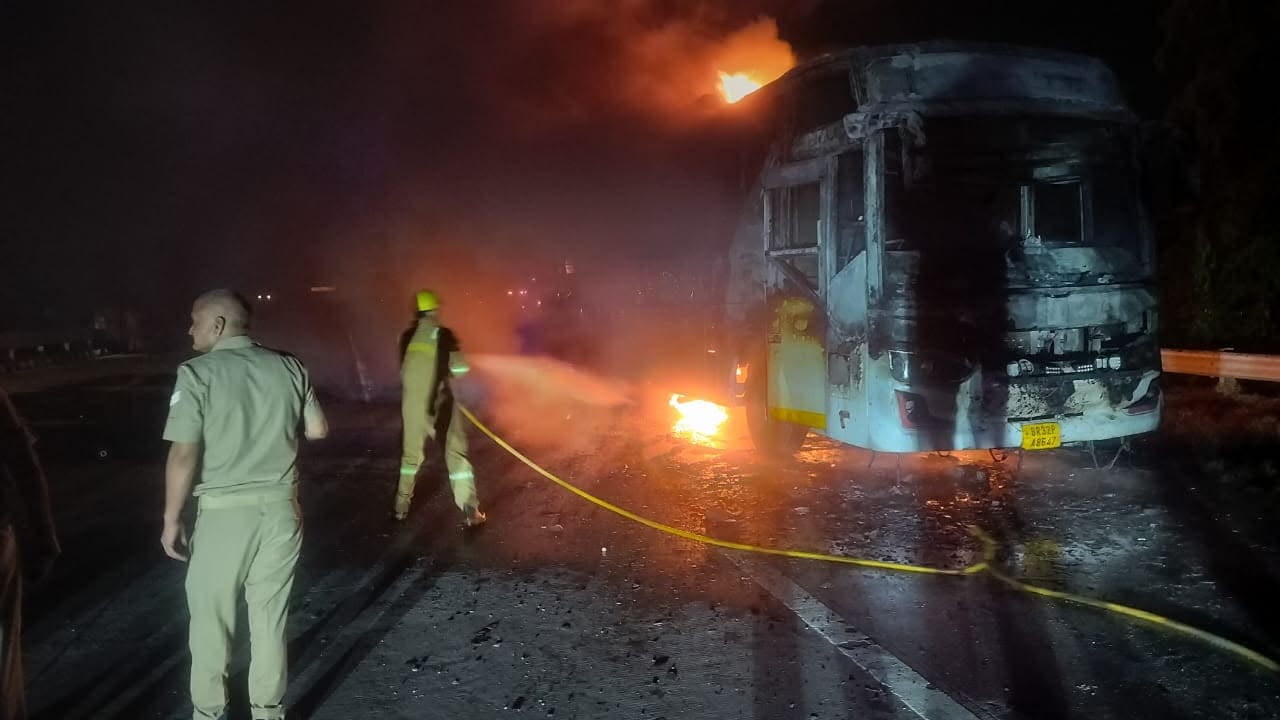 Greater Noida Bus Fire: Greater Noida Bus Fire: