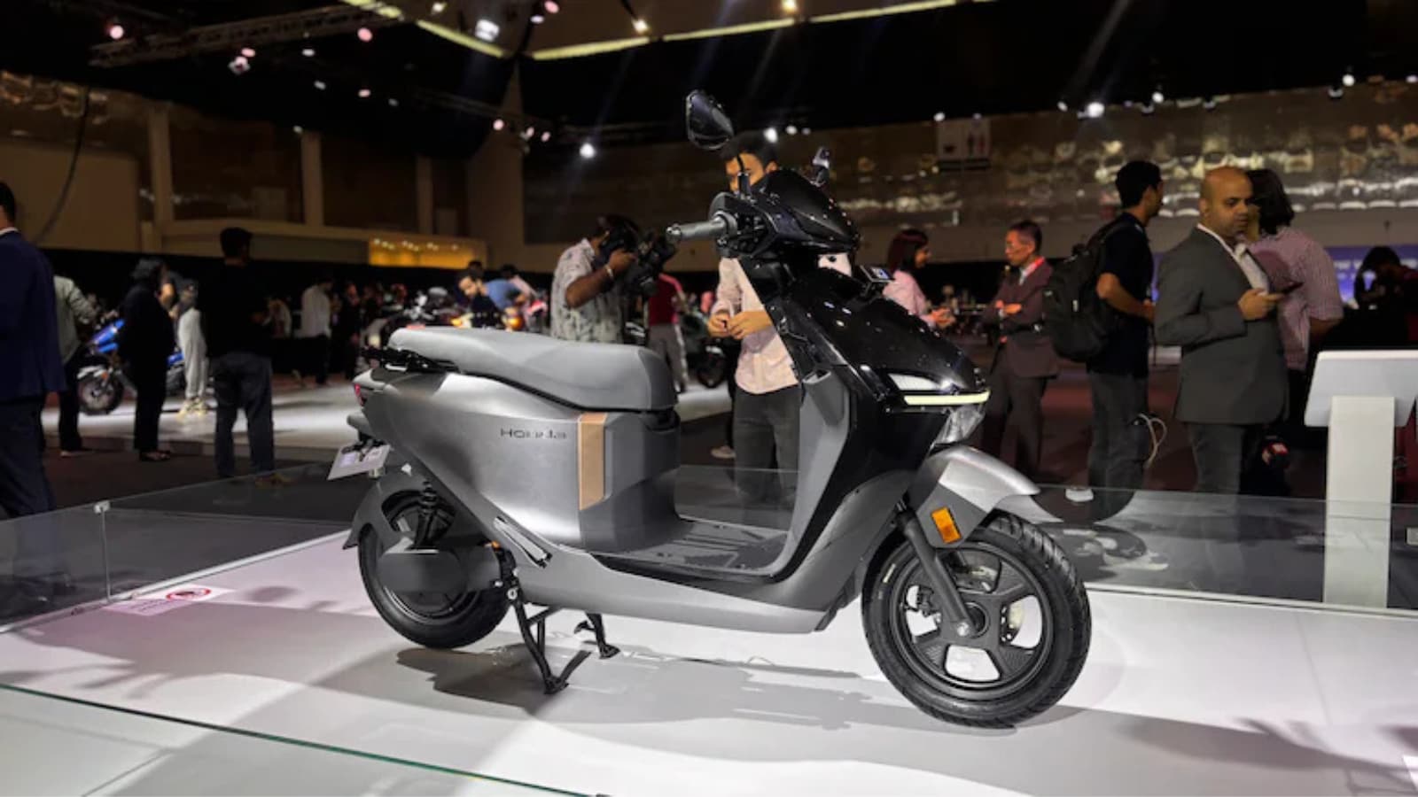 Honda ने भारत में लॉन्च किया QC3 इलेक्ट्रिक स्कूटर, जानें प्राइस, फीचर्स