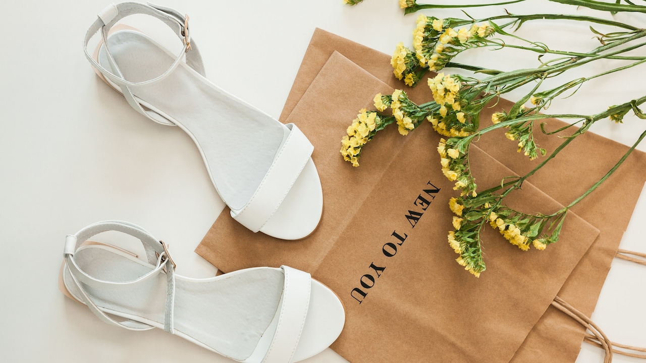 Are Your Flats Too Big? 10 Common Shoe Fit Myths Debunked Are Your Flats Too Big? 10 Common Shoe Fit Myths Debunked