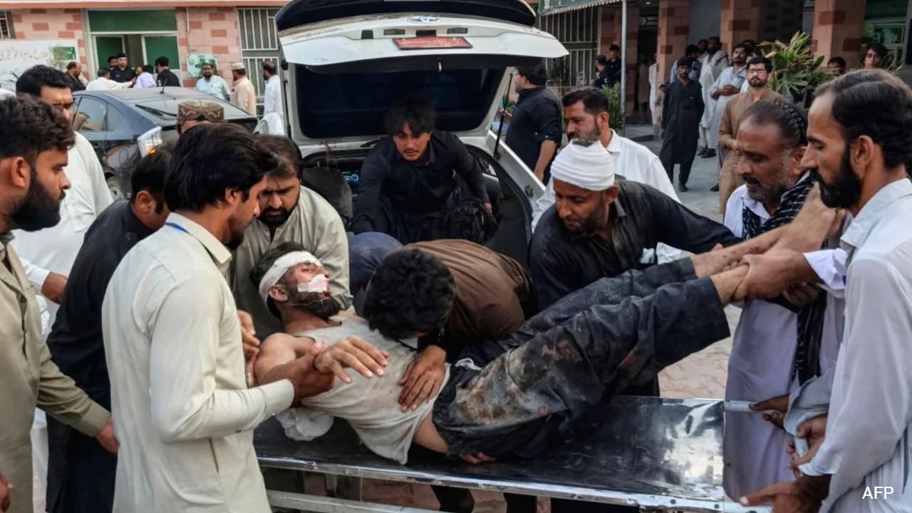 Gunmen Open Fire On Ambulance Rescuing Victims Of Pak Suicide Bombing