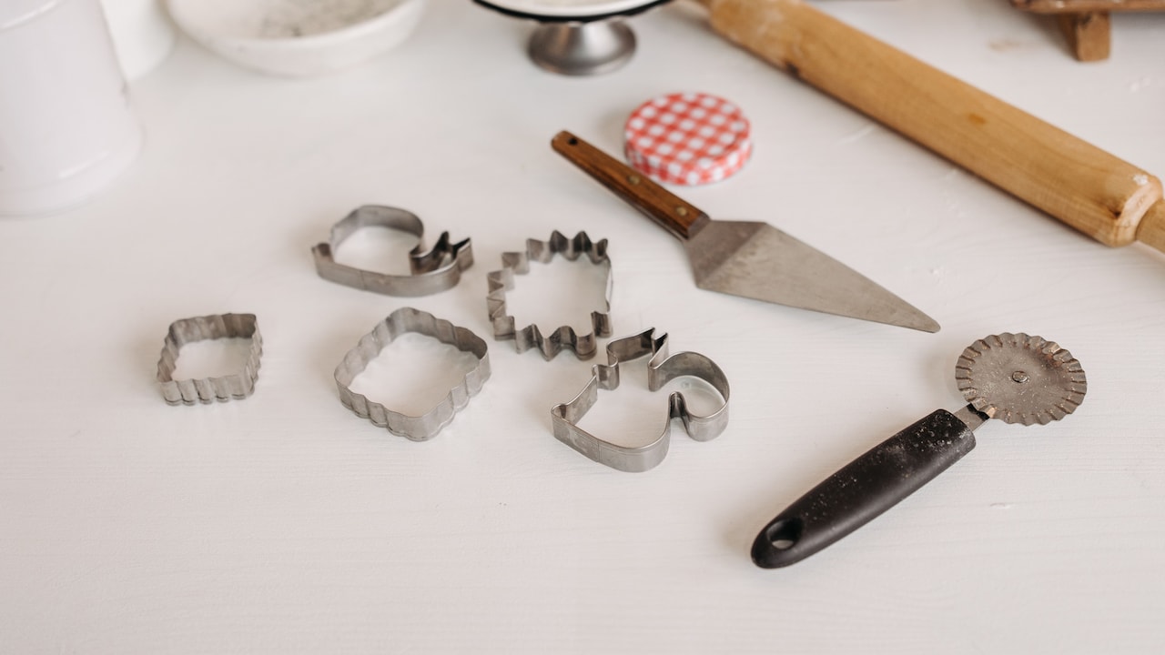 Start your baking journey right with these essential tools Start your baking journey right with these essential tools