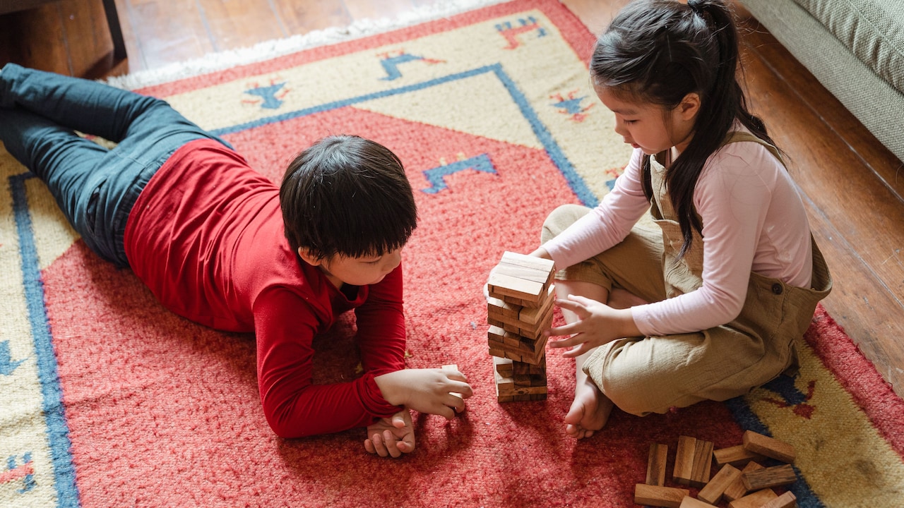 Games that turn playtime into thinking, building, and fun Games that turn playtime into thinking, building, and fun