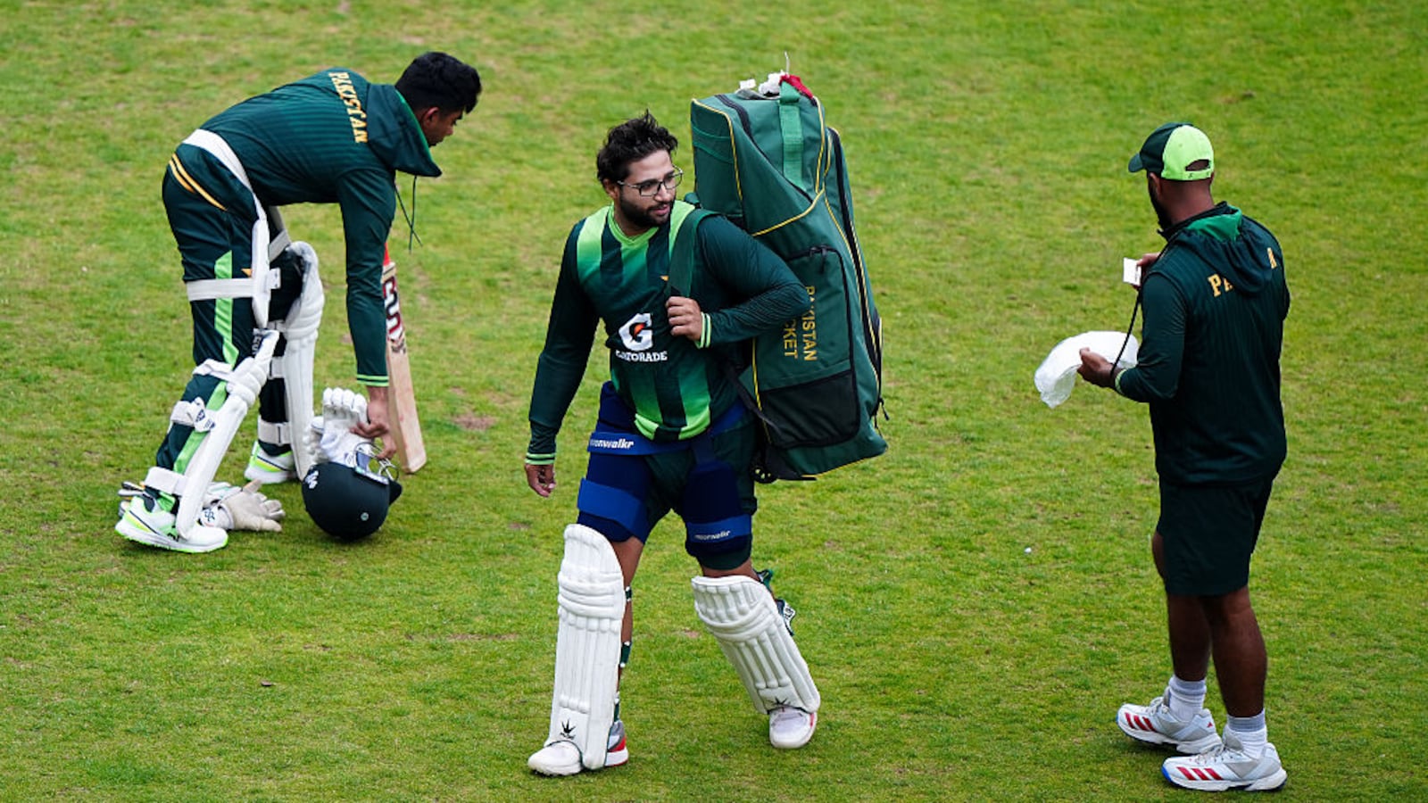 "How Can You Throw A Player Under The Bus?" England Great Calls Pakistan A "Laughingstock"