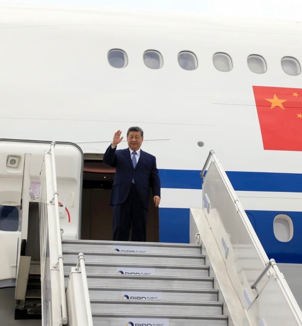 China President Xi Jinping Plane Boeing 747-8 features Air Force one History China President Xi Jinping Plane Boeing 747-8 features Air Force one History