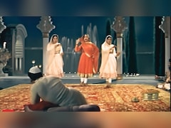 मीना कुमारी का आखिरी गाना जो 54 साल पहले हुआ था रिलीज, बहा था दर्द का सैलाब, सिनेमाघरों में टूट पड़ी भीड़, लता मंगेशकर ने बनाया अमर