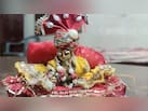 घर में लड्डू गोपाल रखते हैं, तो इन बातों का रखें ध्यान, डेली लाइफ से जुड़े हैं ये नियम