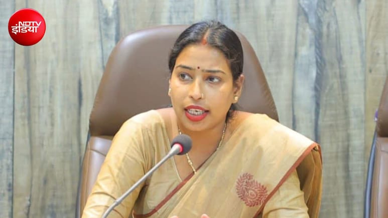 बिहार में गजब घोटाला! सभापति ने सास को दिलाया PM आवास, फिर उसी पर बना दिया ₹70 लाख का आलीशान मकान