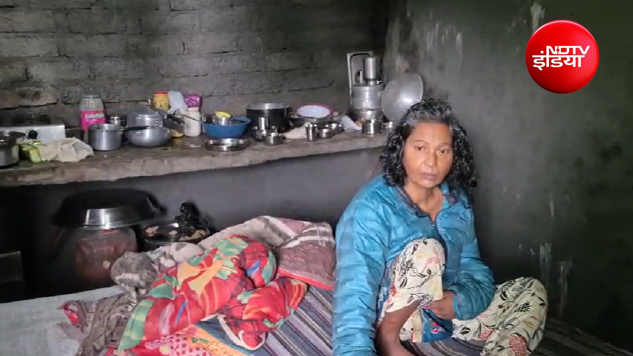 पैरालिसिस से पीड़ित ओंकार की पत्नी