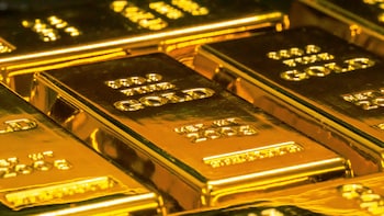Gold Set To Reclaim Rs 1.55 Lakh On MCX? What Analysts Say Week After Fed Jolt