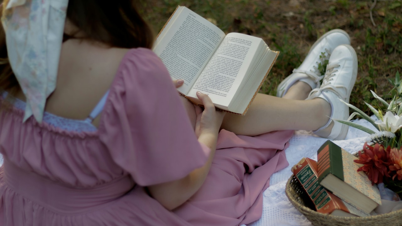 5 fiction story books for a slow weekend 5 fiction story books for a slow weekend